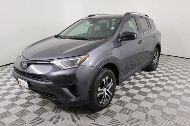 Certified Pre-Owned 2018 Toyota RAV4 LE FWD Sport Utility in Lincoln # ...