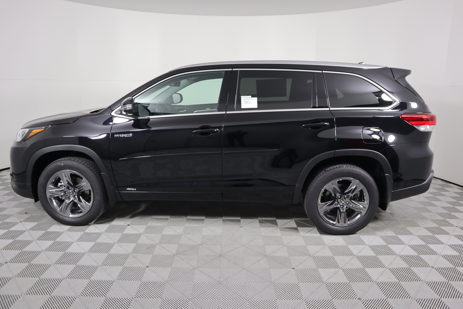 New 2019 Toyota Highlander Hybrid Limited Platinum V6 AWD Sport Utility ...