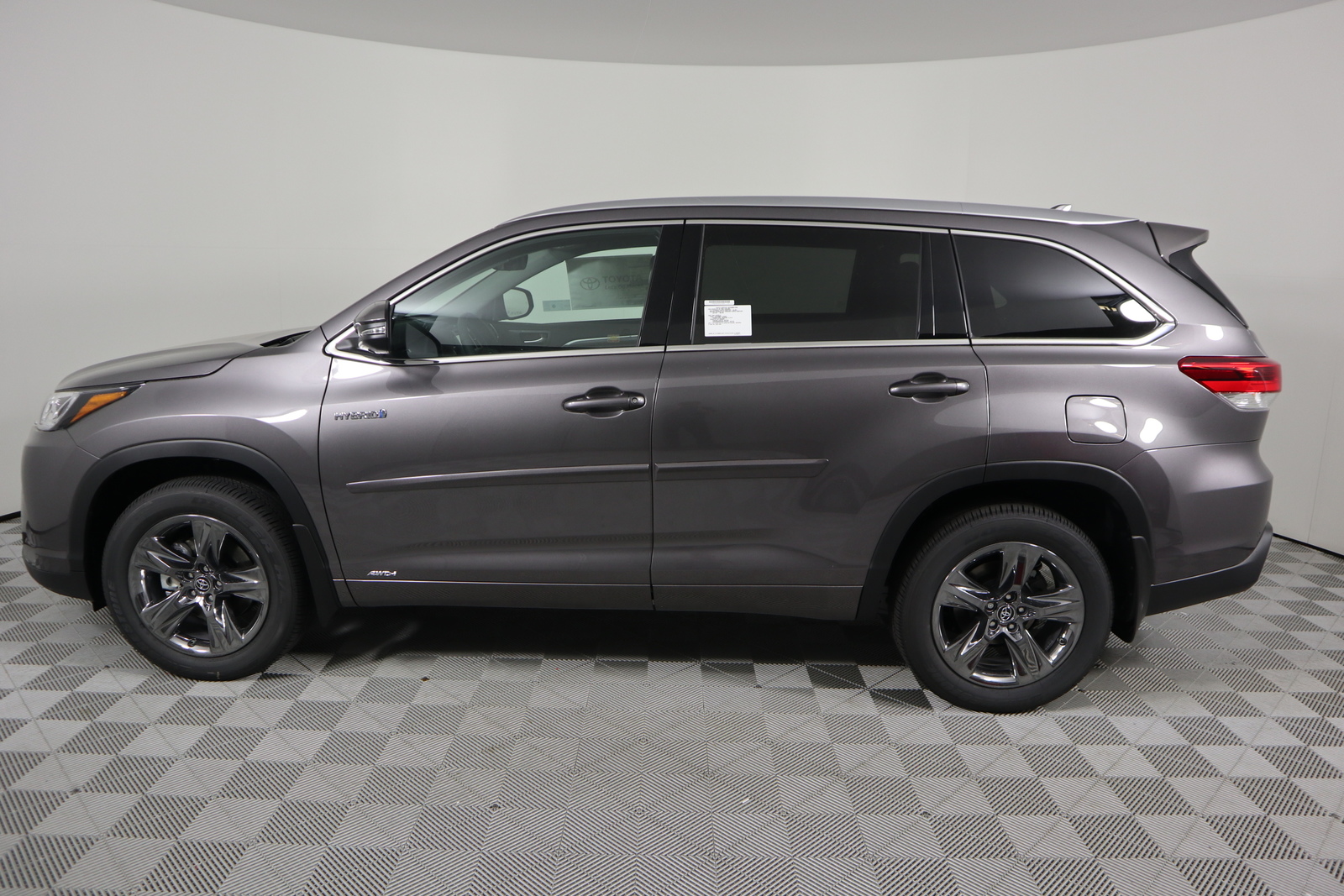 New 2019 Toyota Highlander Hybrid Limited Platinum V6 Awd Sport Utility In Lincoln K69388